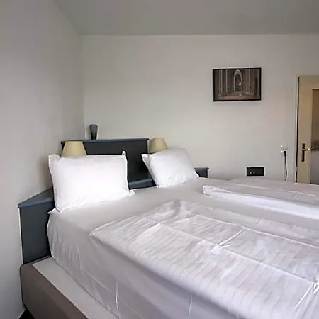 Merian 3* Colonia