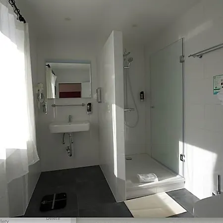 Merian Hotel 3*