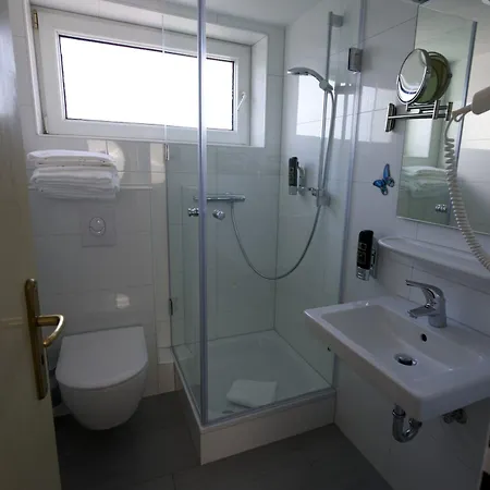 Hotel Merian 3*
